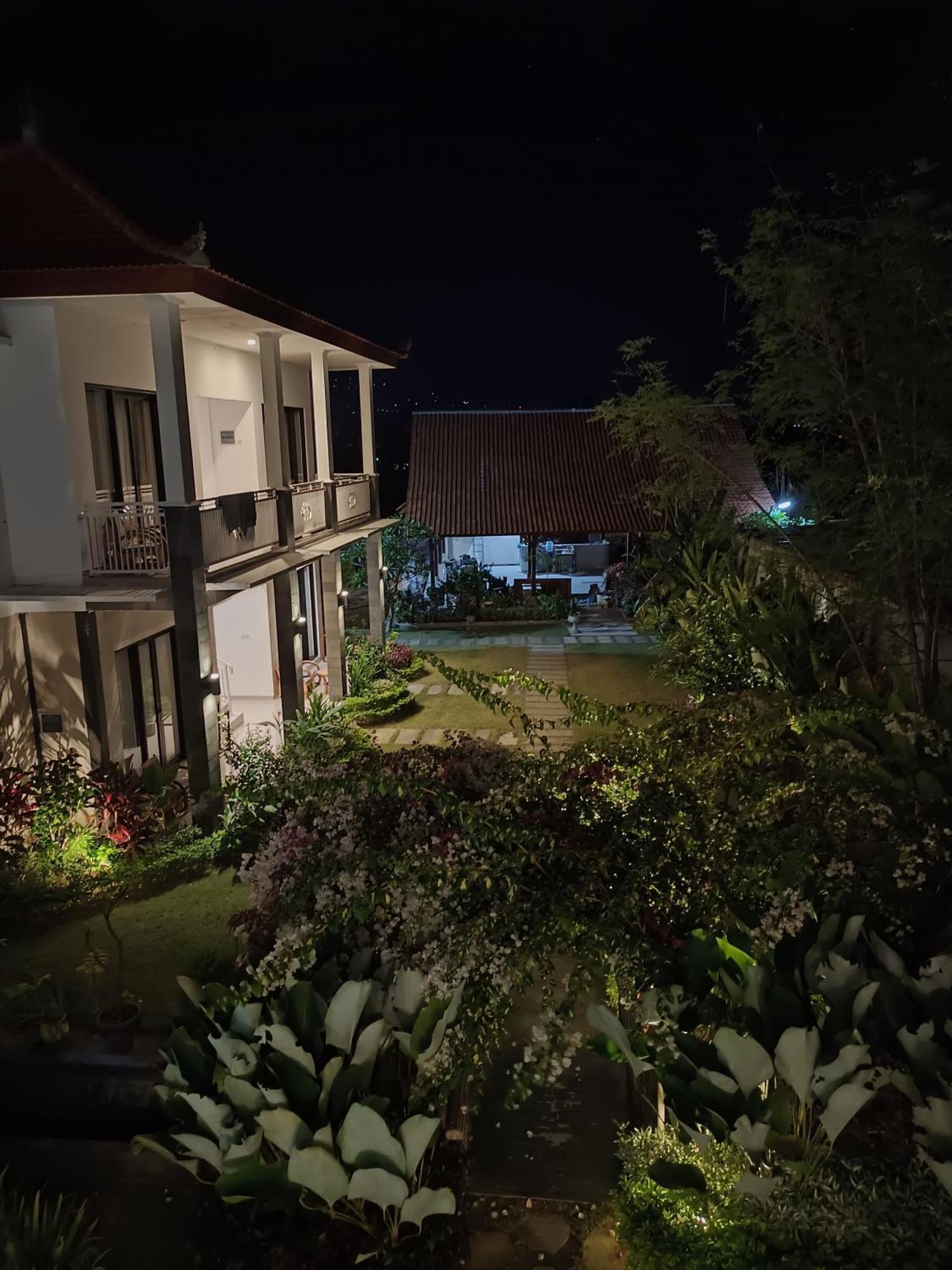 Limun Guesthouse Amlapura Kültér fotó