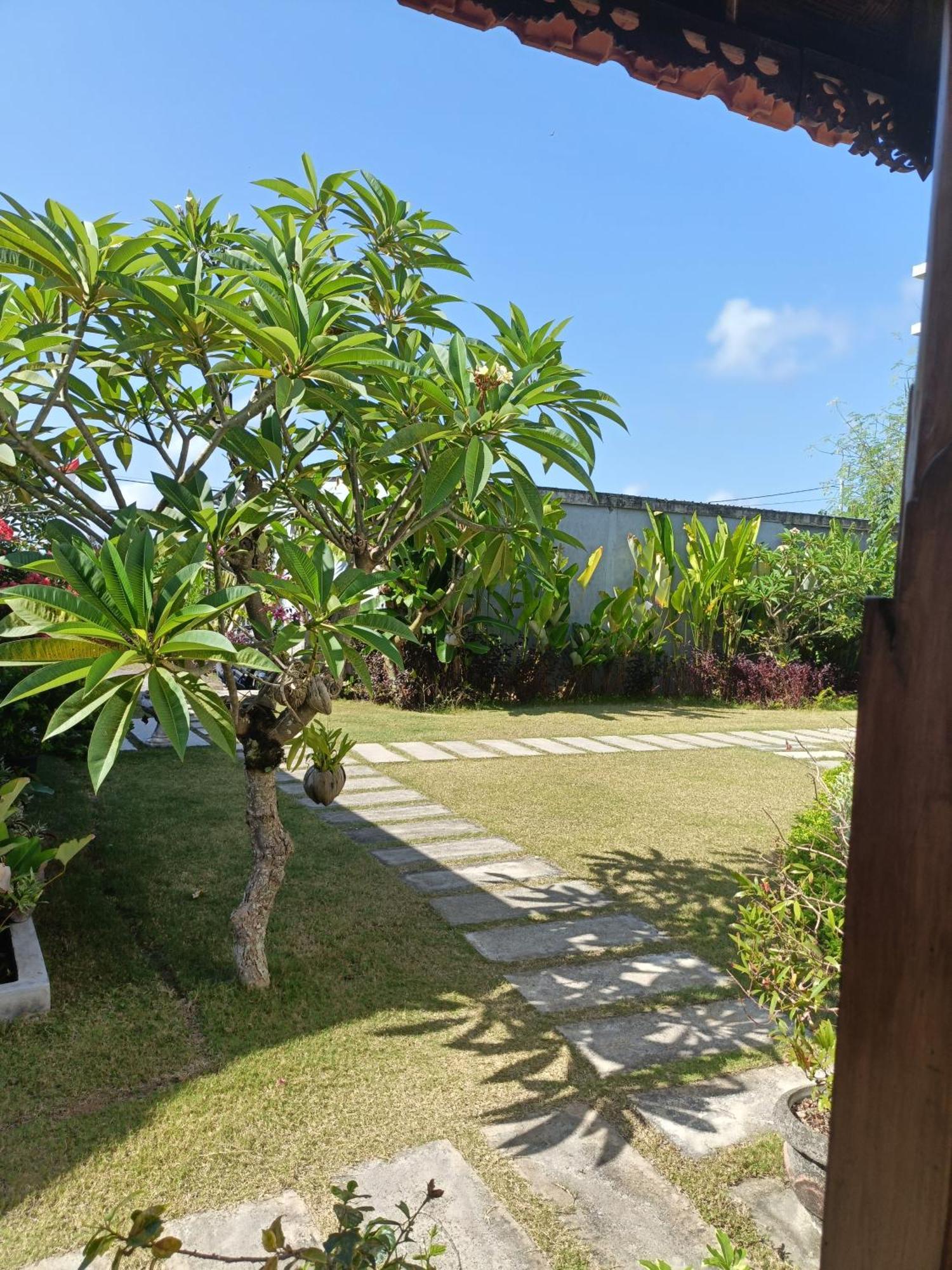 Limun Guesthouse Amlapura Kültér fotó